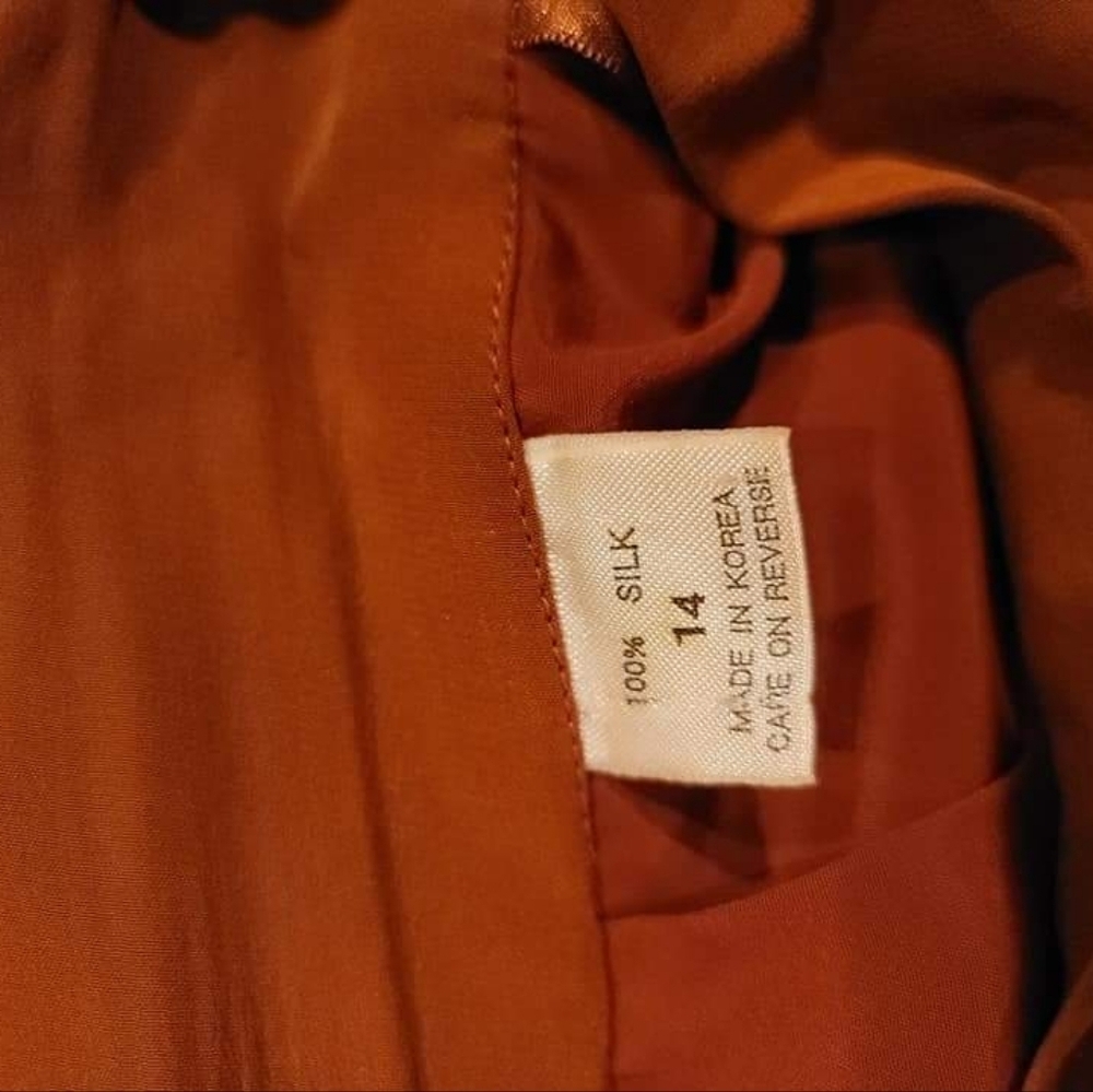 Tahati Wrap Around Silk, 100% Silk, Size 14, Rust - Picture 5 of 5